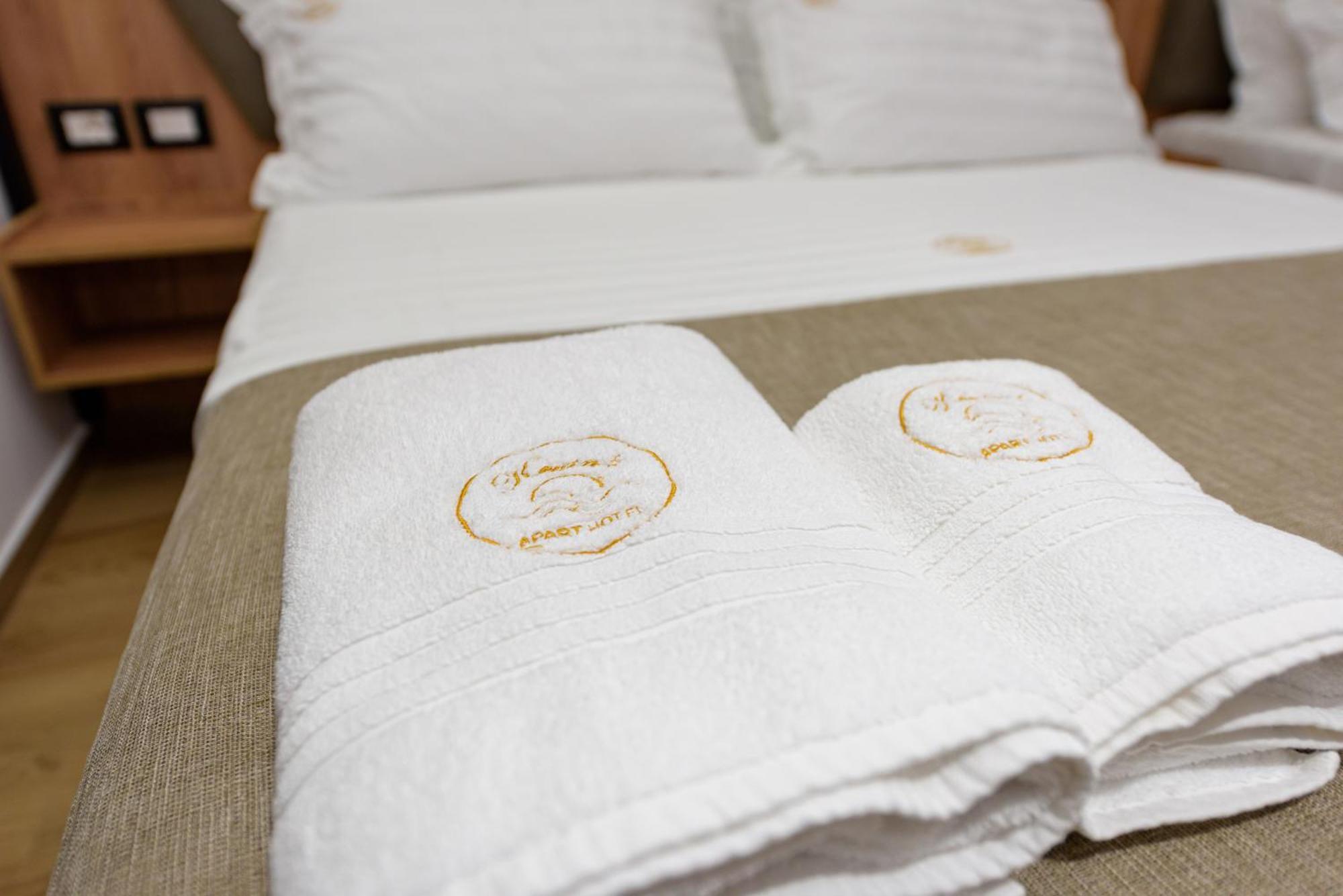 Kevin'S Aparthotel Vlore Ngoại thất bức ảnh